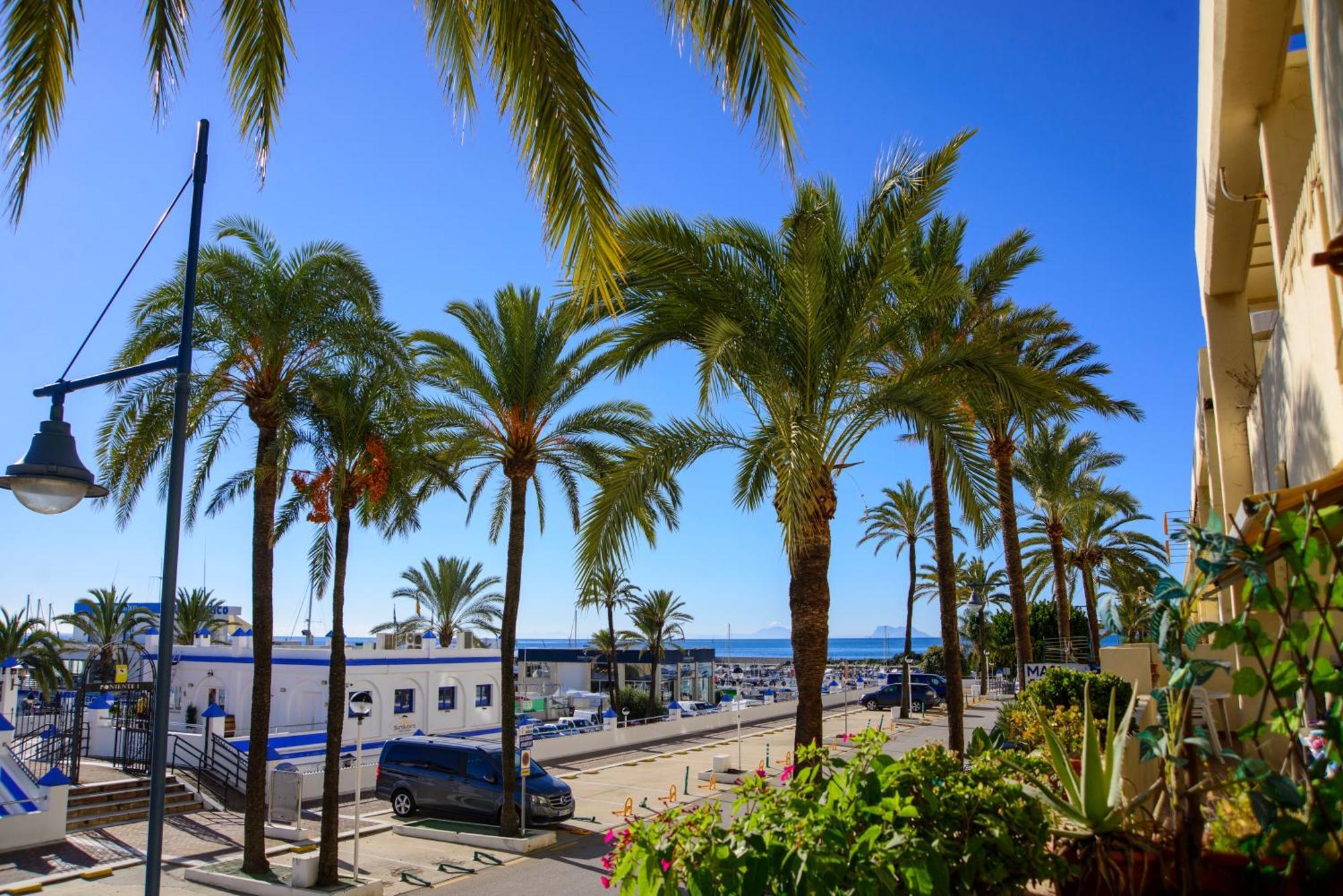 Appartement Palmeras Puerto Paraiso Estepona Ngoại thất bức ảnh