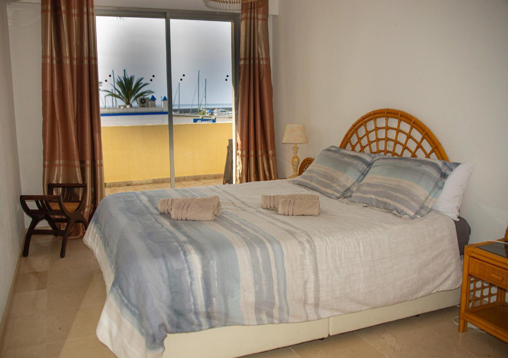 Appartement Palmeras Puerto Paraiso Estepona Ngoại thất bức ảnh